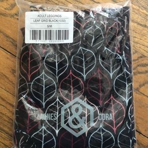 New Agnes Dora leggings fun colors size s/m